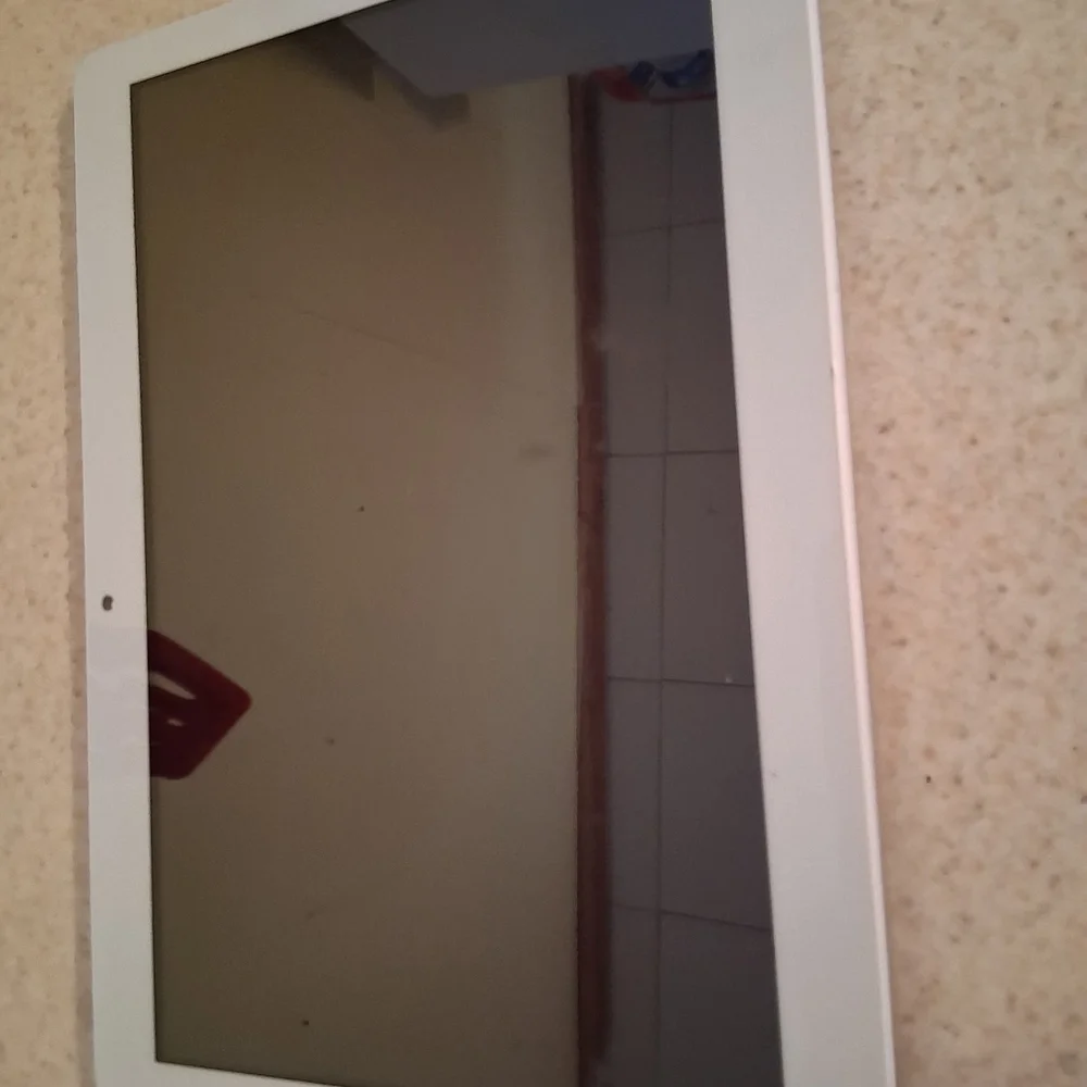 Dragon Touch Silver Tablet